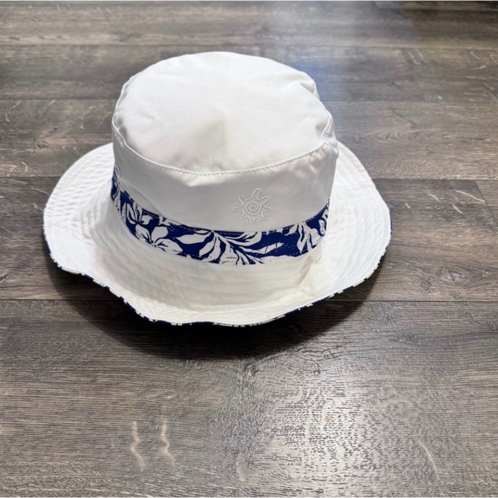 UV Skinz White and Blue Floral Bucket Hat S M SPF 50